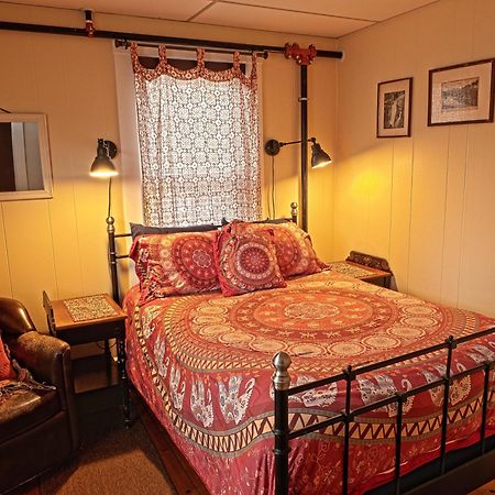 The Notch Hostel Норт-Вудсток Экстерьер фото
