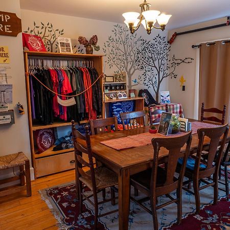 The Notch Hostel Норт-Вудсток Экстерьер фото
