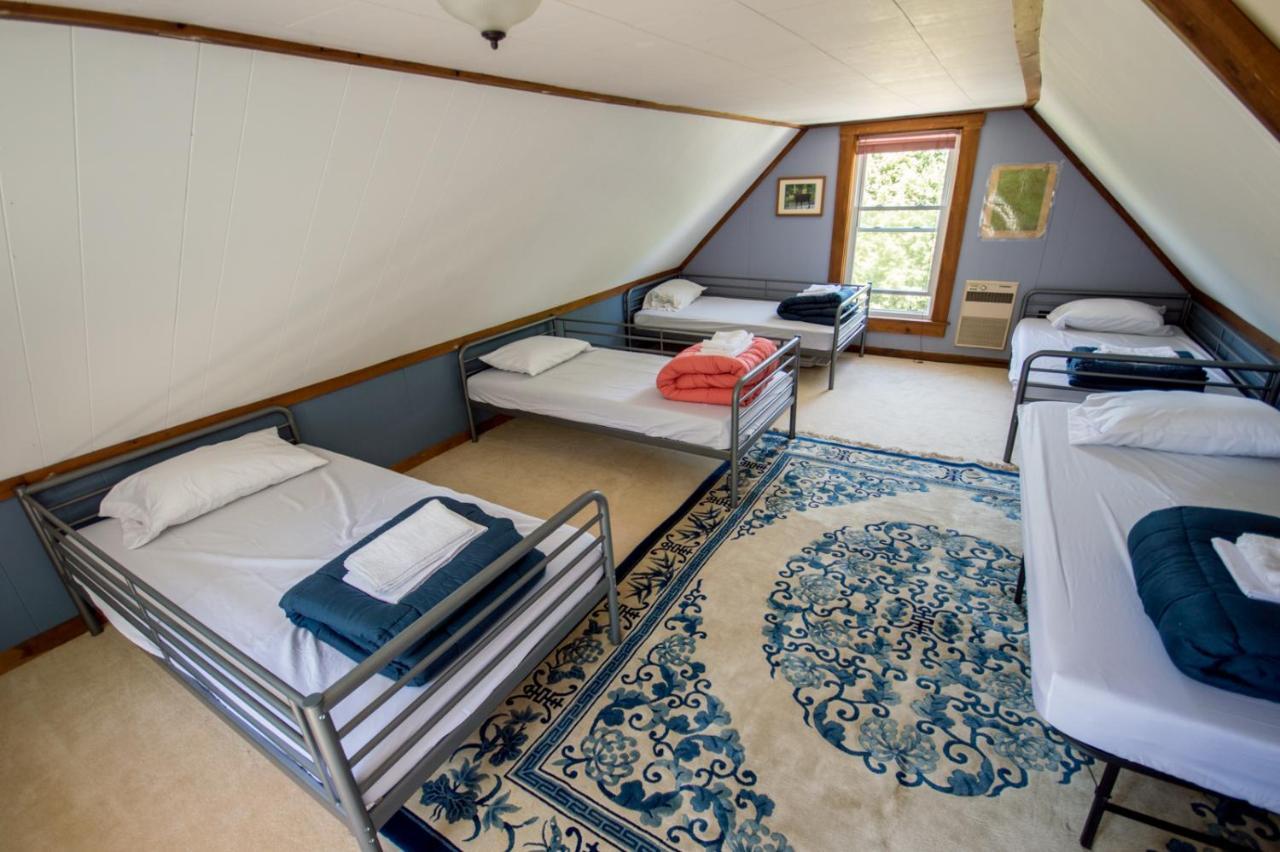 The Notch Hostel Норт-Вудсток Экстерьер фото