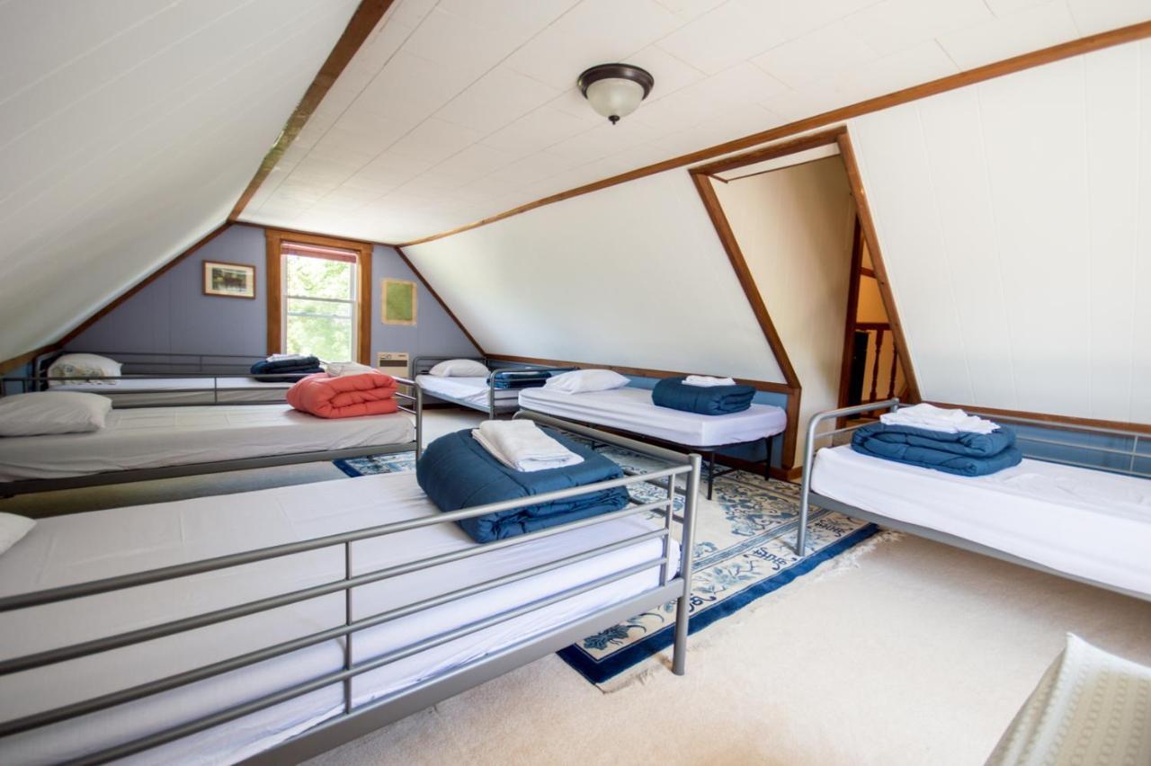 The Notch Hostel Норт-Вудсток Экстерьер фото