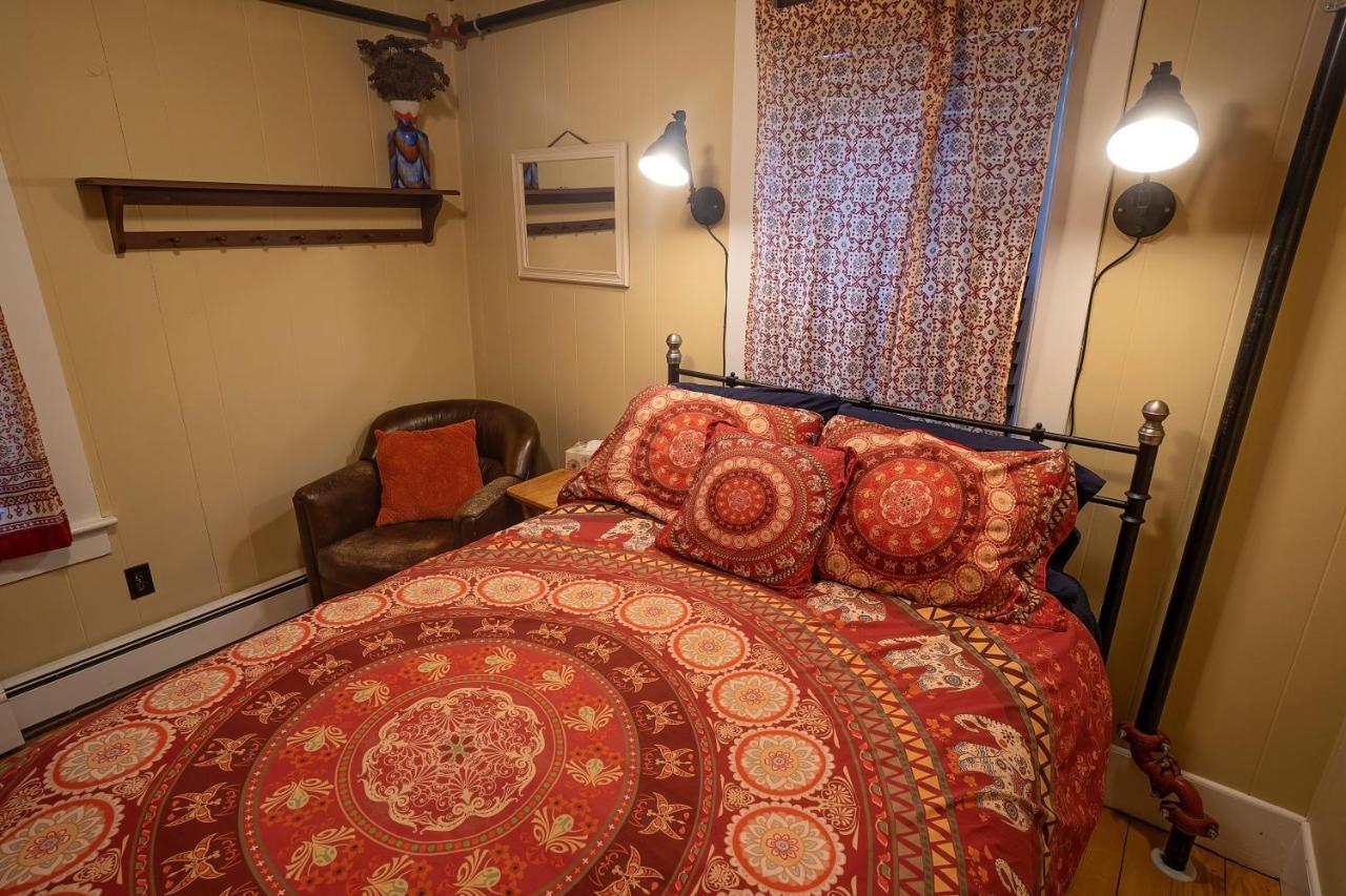 The Notch Hostel Норт-Вудсток Экстерьер фото