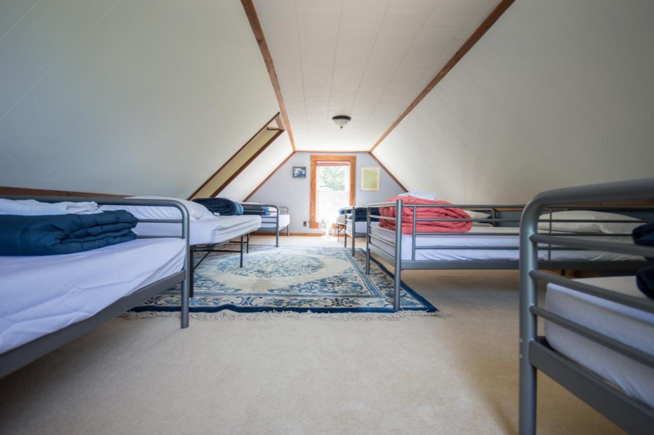 The Notch Hostel Норт-Вудсток Экстерьер фото