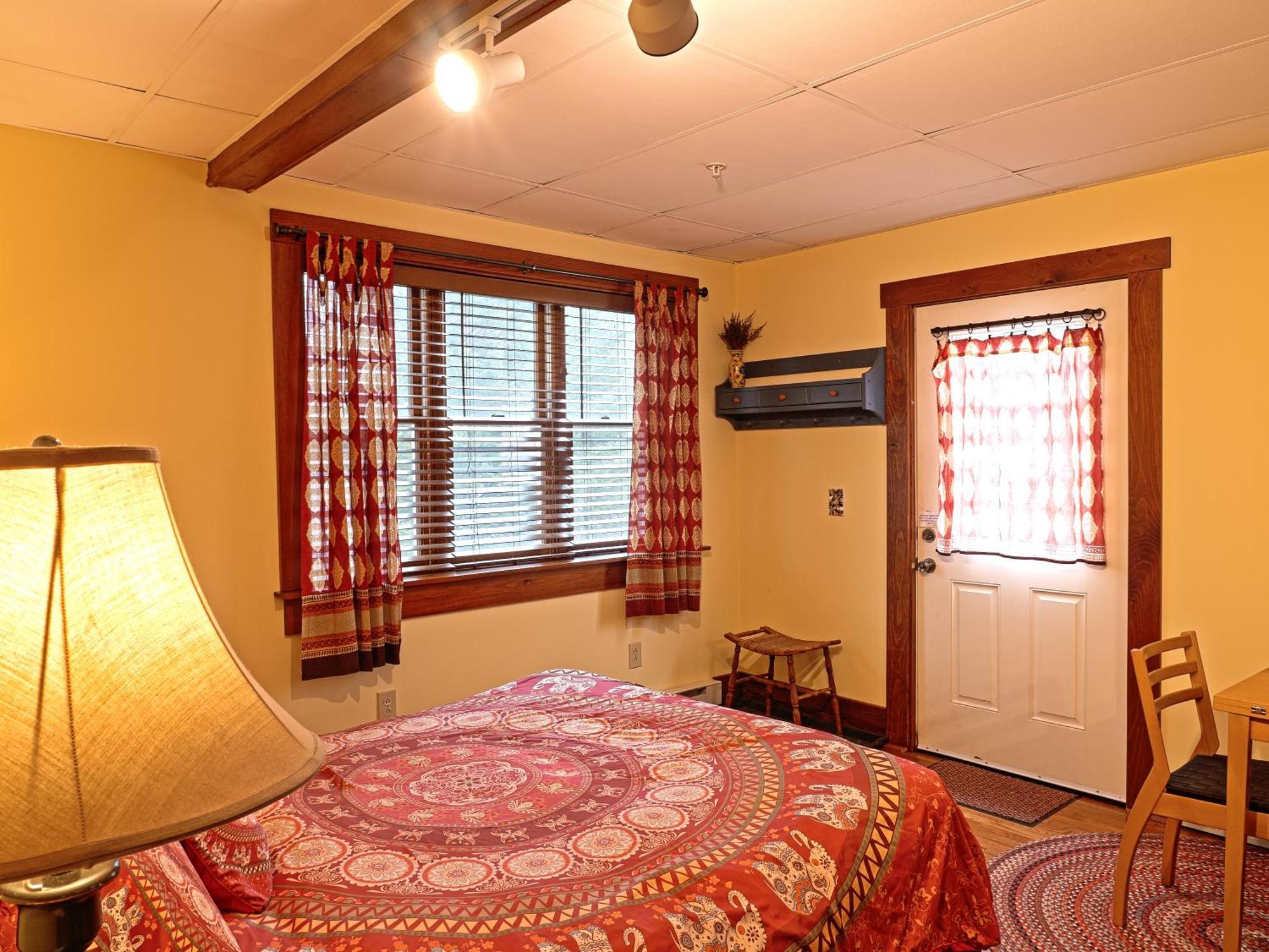 The Notch Hostel Норт-Вудсток Экстерьер фото