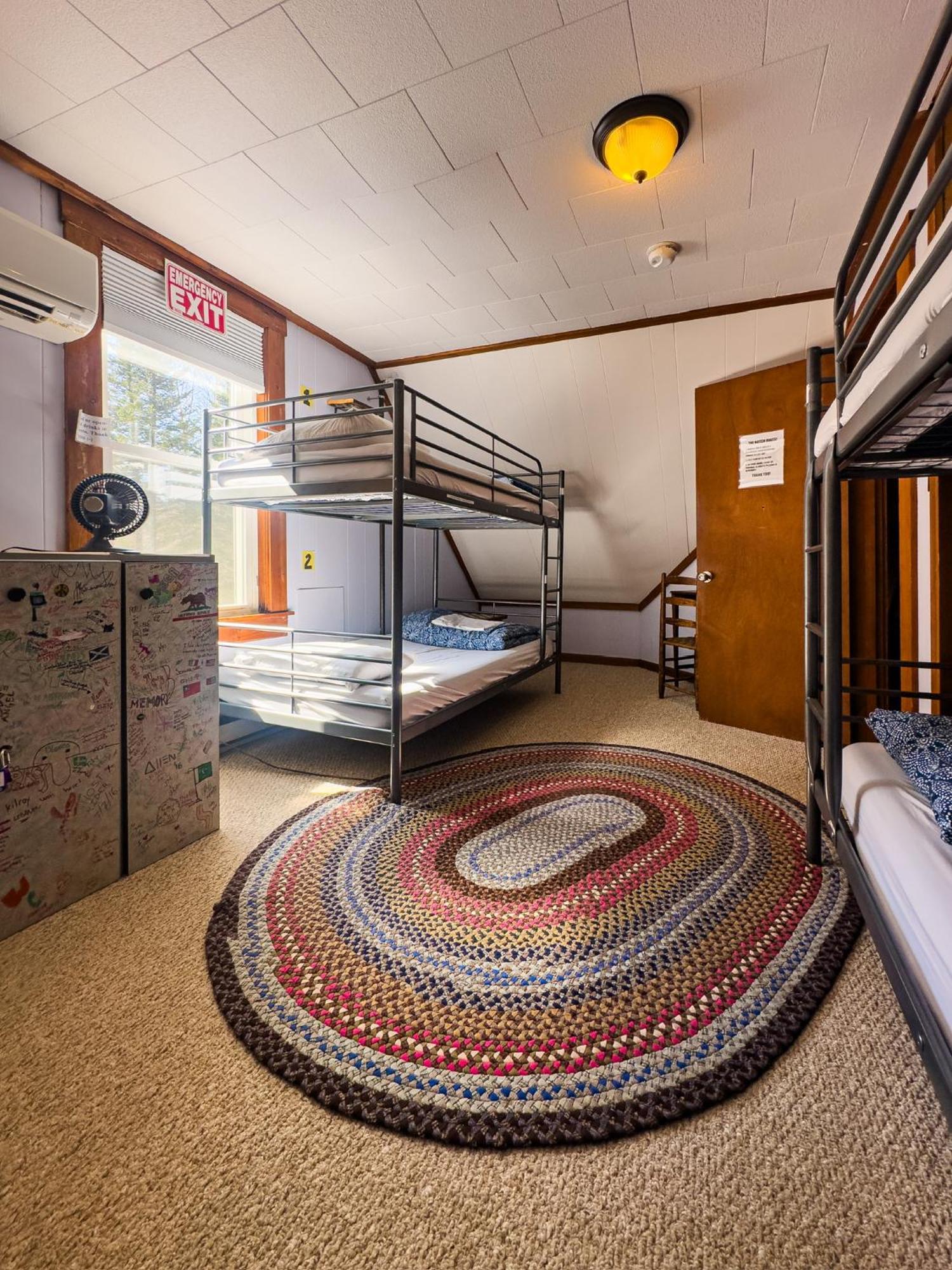 The Notch Hostel Норт-Вудсток Экстерьер фото